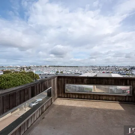 شقة T2 Meuble Avec Terrasse, Parking, Proche - Fr-1-825-48